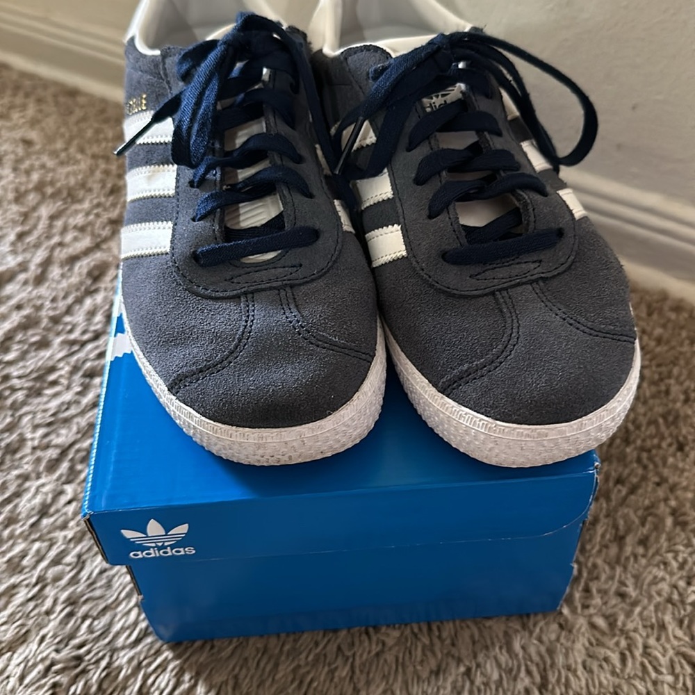 *Adidas Gazelle*